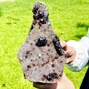 Esemplari minerali simbiotici simbiotici di sfalerite naturale e granato da 5,7 libbre - Foto 1 di 18