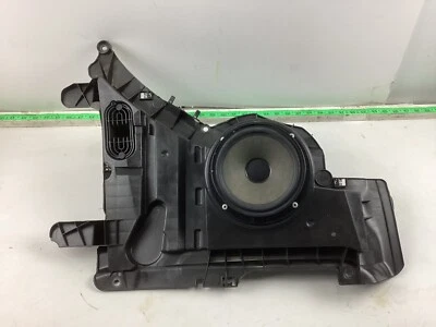 Корпус заднего пассажирского аудиодинамика 2012 - 2019 Volkswagen Beetle от оригинального производителя - Изображение 1 из 4