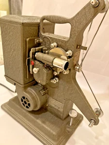 Proyector 8mm marca Keystone vintage modelo M-8 circa 1935 - Imagen 1 de 10