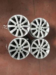 Toyota RAV4 2er 2005 Nr. 4 Alufelgen 5 Loch 16" 7J H2 ET 45 - Bild 1 von 16