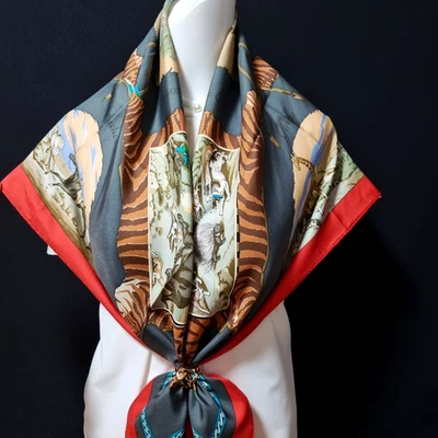 RARE VINTAGE HERMES Silk Scarf "La Chasse en Afrique" Carre 90 Duty-free US - Image 1 of 4