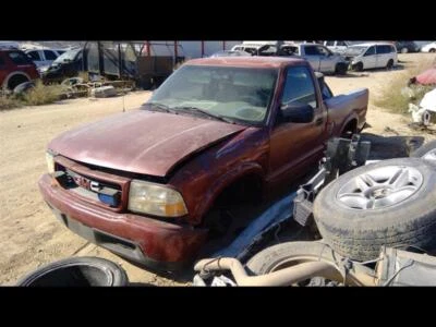 Used Front Left Lower Lower Control Arm Front fits: 2000 Gmc S10/s15/sonoma 4x2 - Image 1 of 4