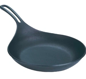 Nanbu Nambu Tekki IWACHU 22cm Japanese Omelette Pan Cast Iron From Japan /Fedex - Picture 1 of 5