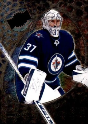 Skybox Metal Universe #48 Connor Hellebuyck Winnipeg Jets 2022-23 Foto 1 de 2