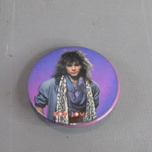 Jon Bon Jovi Vintage Button 1.5" Pin 1980's Pinback Purple Rock Star Band - Imagen 1 de 3