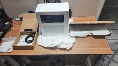 HP OMEN 16L Gaming Intel i5-14400F 16GB DDR5 NVIDIA GeForce RTX 5060 Ti 8GB GDDR - Image 1 of 4