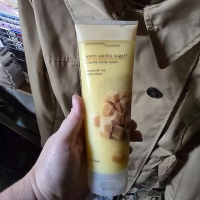 Bath & Body Works Body Wash Shower Gel Body Scrub You Choose Multiple Scents New - Image 1 of 4