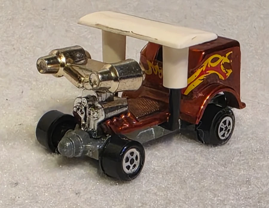 Johnny Lighting Topper Ruby Red Big Rig Truck Complete w/Blower - Image 1 of 4