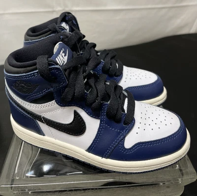 Nike Air Jordan 1 Retro High Toddler Size 11C Blue White Athletic Shoes Sneakers - Image 1 of 4