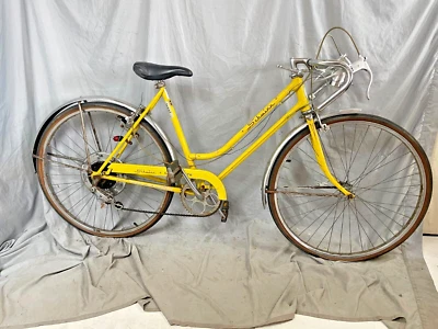 1965 Schwinn Collegiate Touring Road Bike 52cm Small Yellow Steel USA Shipping - Image 1 of 4