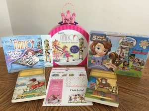 Fancy Nancy's Storybook Suitcase 4 Jr Readers 5 Princess Rings, Disney Puzzle j - Picture 1 of 4