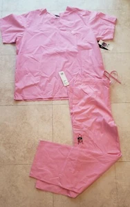 Baltimore Ravens womon's Pink Scrub Set Top and Pants size X-large NWT - Picture 1 of 4