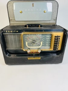 Vintage Zenith Trans Oceanic Wave Magnet Radio FOR REPAIR - Picture 1 of 17