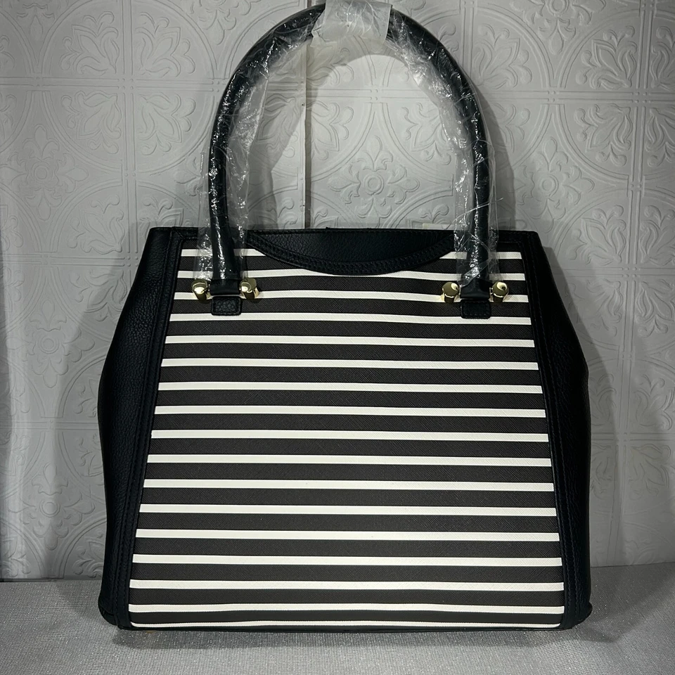 Ladies Leather Clutch 10"x5" Talbots VN5312 Detachable Strap Black/Silver