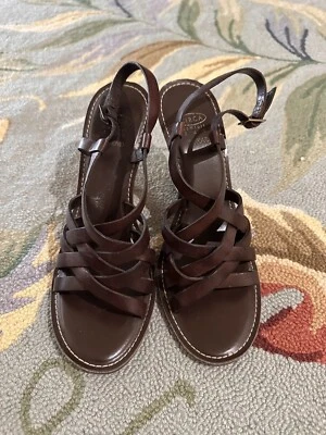 Joan & David circa 365 Comfort cuña con tiras talla 7 Foto 1 de 4