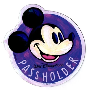 Disney Annual Passholder Mickey Purple Magnet Round - Picture 1 of 1