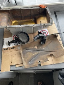 Rover V8 3.5 Sump, baffle & Oil Pickup - Picture 1 of 9