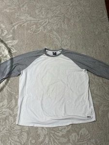 Camisa Nike SB Para Hombre Talla 2XL Blanca Béisbol Raglán Manga 3/4 Logotipo De Colección - Imagen 1 de 4