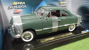FORD Coupé 1949 vert au 1/18 de SOLIDO MIRA 8089 voiture miniature de collection - Foto 1 di 1