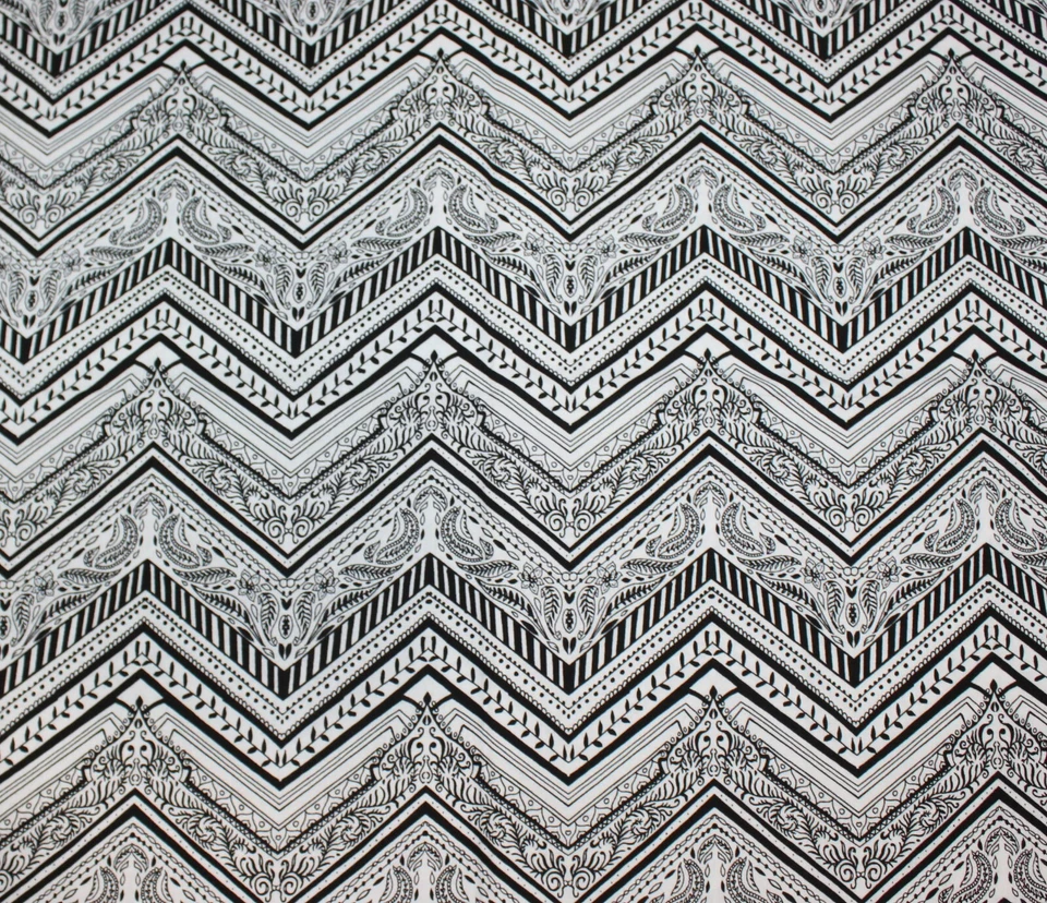 1 Yard of Zig Zag Free Sprit Byzantium  100% Cotton - Image 1 of 3