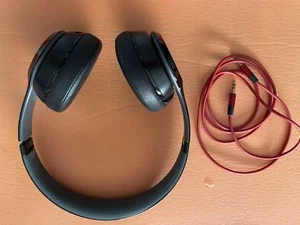 Beats by Dr. Dre Solo Wired Over Ear Headphones BO518 Beats Studio WIRES - Picture 1 of 3