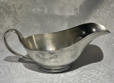 Placa Mappin & Webb Souse Boat con sello Vaux & Associated Ltd Breweries Foto 1 de 4