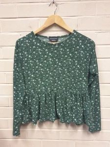 Top verde manga larga estampado margarita floral Wednesday para niña talla pequeña - Imagen 1 de 7