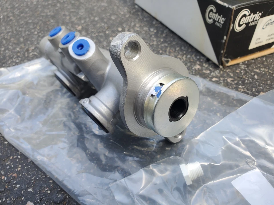 Brake Master Cylinder-Premium Centric 130.42504 fits 89-93 Nissan 240SX - Image 1 of 4