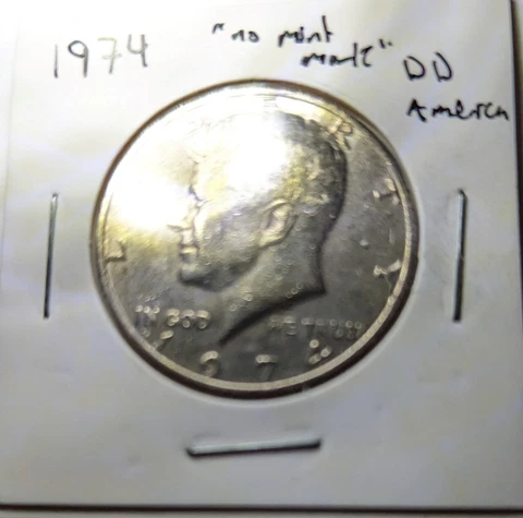 1974 KENNEDY HALF DOLLAR - No Mint Mark- AMERICA DOUBLED - ERROR On Reverse Cover