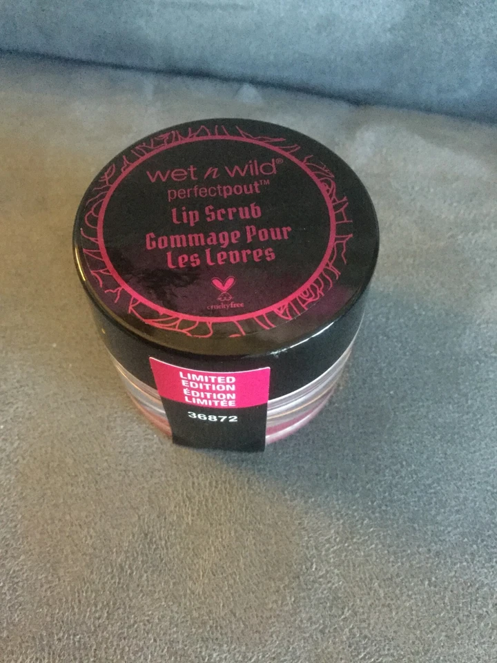 Wet N Wild Limited Edition Lip Scrub #36872 - and