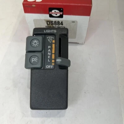 Headlight Switch Standard Motor Products DS884 - Image 1 of 4