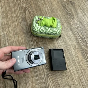 Canon PowerShot ELPH 160 20.0MP Compact Digital Camera - Picture 1 of 8