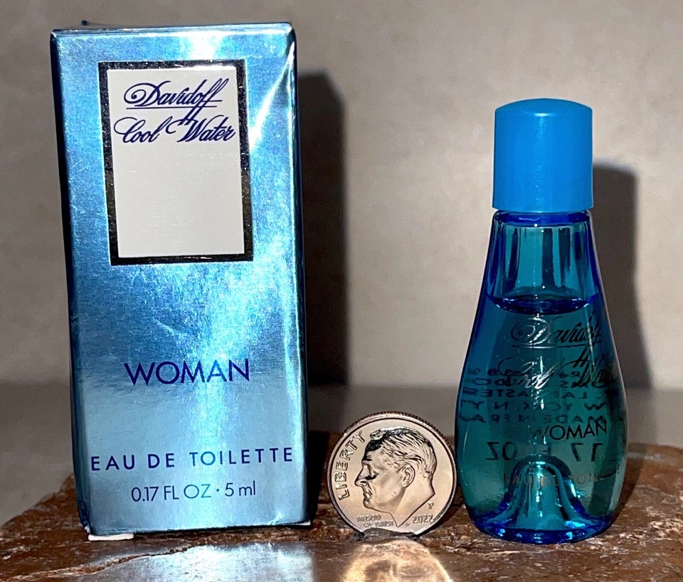 Perfume vintage COOL WATER para mujer de Davidoff Mini .17 oz/5 ml EDT NUEVO EN CAJA Foto 1 de 4