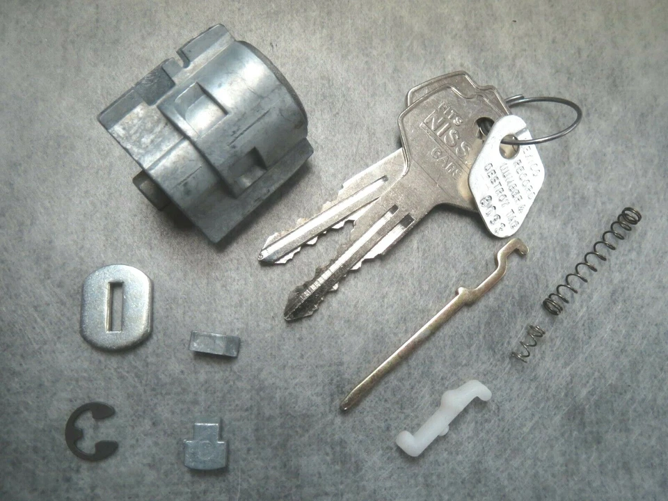 Cilindro de bloqueo de encendido y llaves para Nissan Altima CS415L 1993-1997 - ¡Envío rápido! Foto 1 de 4