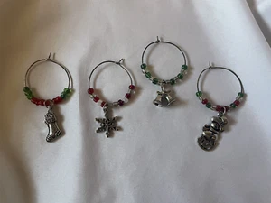 Lot of 4 Christmas Beaded Wine Markers/Charms - Picture 1 of 4