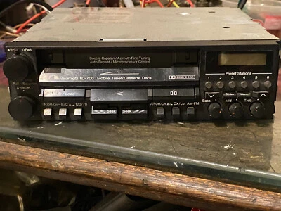 Radio de coche vintage NAKAMICHI TD-700 PROBADA con amplificador de potencia PA-150 Foto 1 de 3