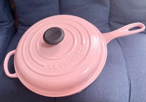 Casseruola Le Creuset Signature Cassadou 26 cm 10,25" 3,75 qt ghisa smaltata rosa - Foto 1 di 7