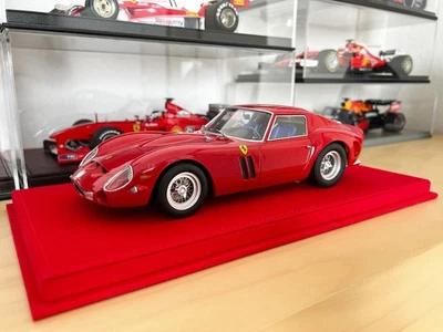 Ferrari 250 GTO (1962) 1:18 KK-Scale + Vetrina BBR - Immagine 1 di 4