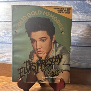 Solid Gold Memories The Elvis Presley Scrapbook 1977 Paperback Vintage Rare - Imagen 1 de 2