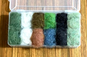 Dubbing Dispenser Loaded w/Dubbing Supreme, Fly Tying, NR - Picture 1 of 1