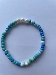Blues And White Beaded Bracelet With Three Silver Pearls - Picture 1 of 2