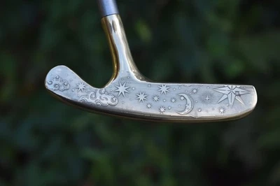 CUSTOM ENGRAVED & Milled RH Titleist Bullseye Offset Blade Putter / GOLD / 35" - Image 1 of 4