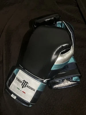 Boxeo Torres Medina Boxing Gloves (Everlast, Winning) - Image 1 of 3