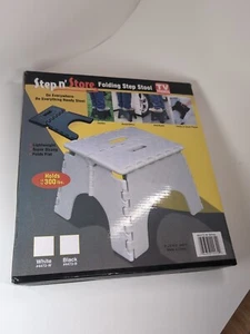 De colección. TV TRENDS Step n' Store Taburete Plegable Soporte hasta 300 libras NUEVO EN CAJA - Imagen 1 de 4