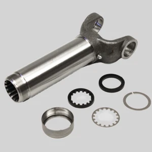 1350 Series 3-3-8081KX Driveshaft Slip Yoke 1.500"x 16 spline 8.440" C/L to End - Bild 1 von 2