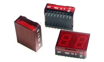 VQE13 E RED 7-Segment LED Display -- Common Cathode  (2 pieces) - Image 1 of 2