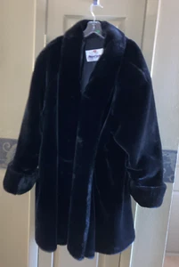 Monterey Fashions Swing-Mantel Damenimitat geschoren Biberfell schwarz hergestellt in den USA 3X - Bild 1 von 13