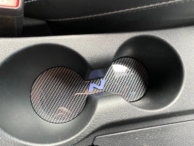 PROFORM Hyuinda i20 i20N - Supporto tazza effetto fibra di carbonio deluxe con logo 3D N