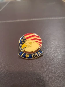 Pin de solapa I Love USA bandera americana águila calva estrellas y rayas 1" - Imagen 1 de 3