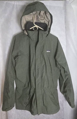 Vintage Patagonia Storm Jacket Men’s Soft Shell Raincoat Waterproof Size M - Image 1 of 4